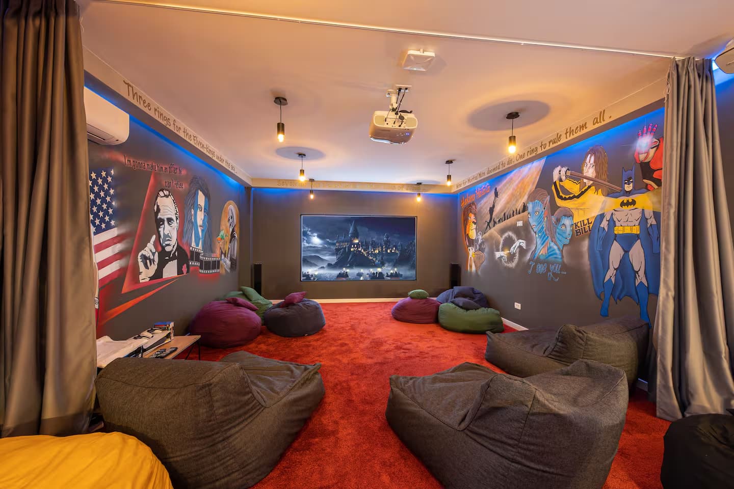 Kino platno s vrećama